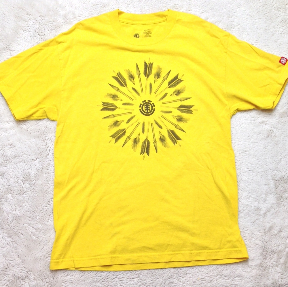Element | Wind Water Fire Earth Logo Yellow Graphic Tee | Size Large